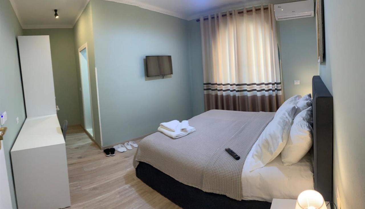 Belux Hotel Tirana Exterior photo