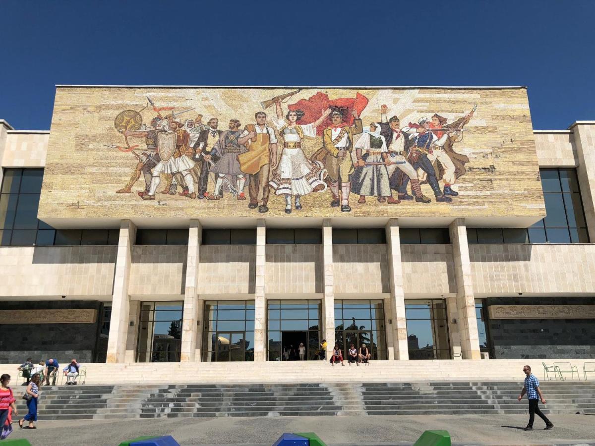 Belux Hotel Tirana Exterior photo